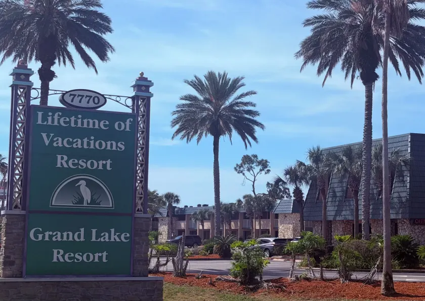 Grand Lake Resort - Image 1