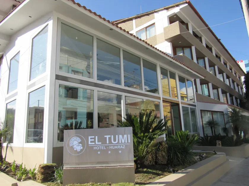 El Tumi Hotel - Image 1