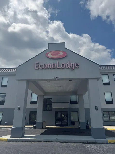 Econo Lodge Hopewell Near Fort Lee I-295 - Image 1