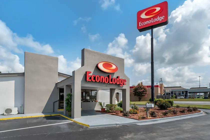 Econo Lodge Oxford near Choccolocco Park - Image 1