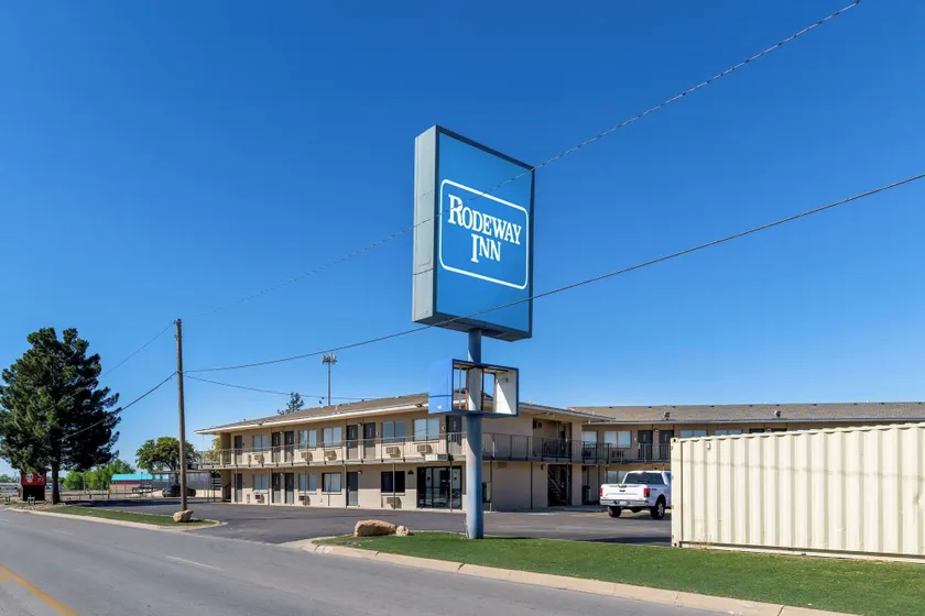 Rodeway Inn Midland South - Image 1