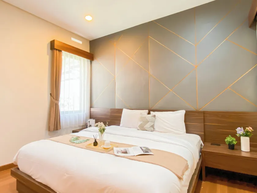 Elegant and Spacious 3BR (12 pax) Vimala Hills Villa & Resort Gadog By Travelio - Image 1