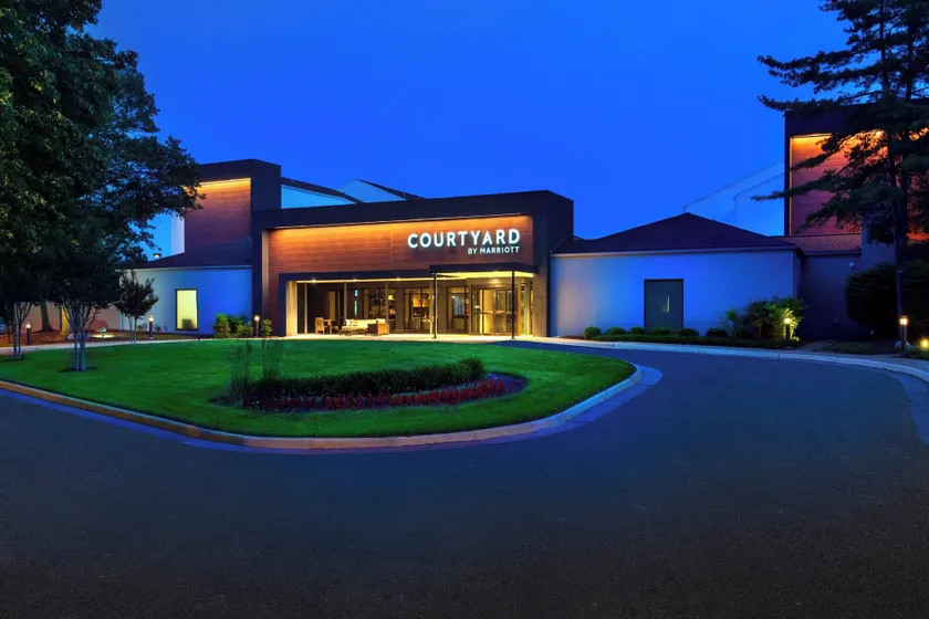 Courtyard by Marriott Dulles Airport Herndon/Reston - Image 1