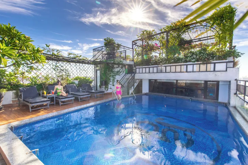 Jade Scene Hotel - Image 1
