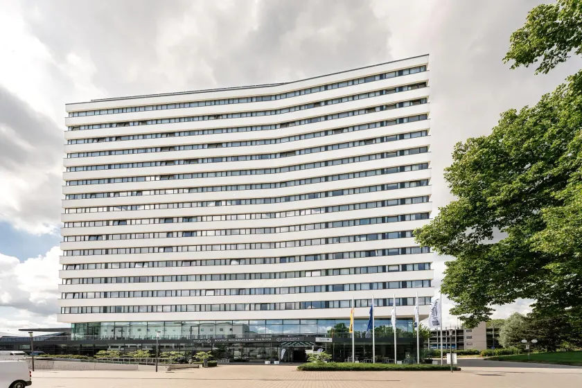 Radisson Blu Hotel, Bonn - Image 1