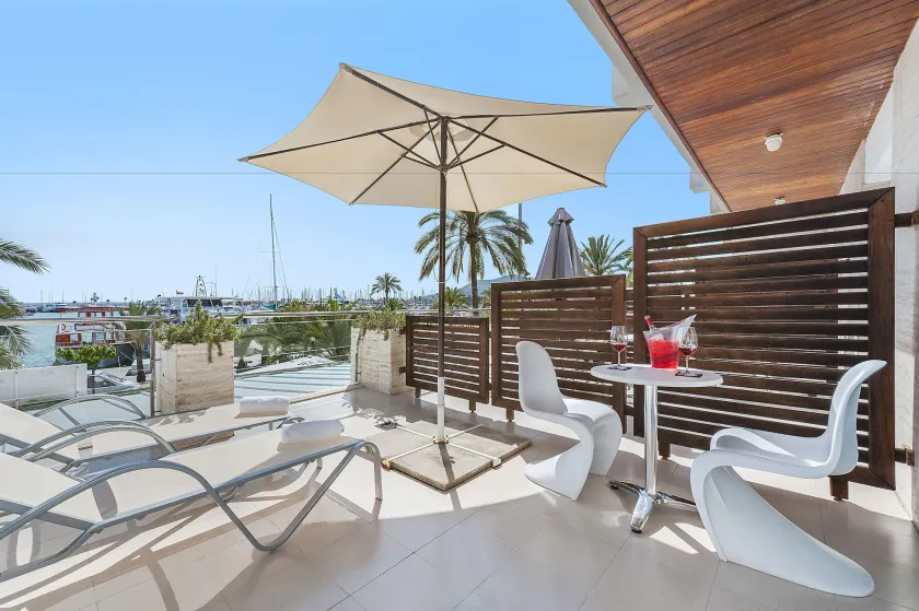 Hostal Brisa Marina - Image 1