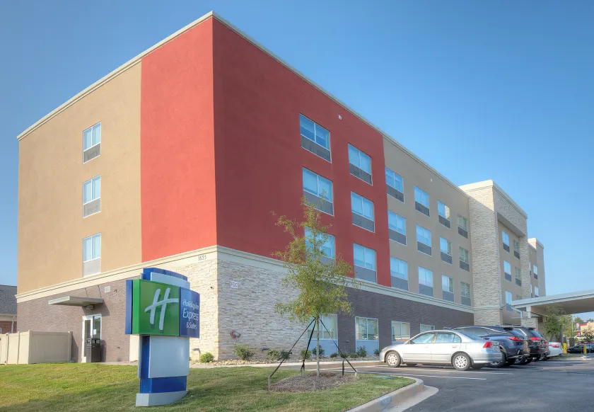 Holiday Inn Express & Suites - Fort Mill by IHG - Image 1