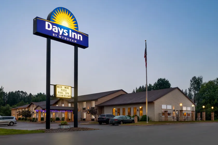 Days Inn by Wyndham Hurley - Image 1