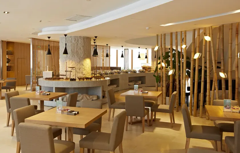 ShenZhen DaMeiSha Airland Hotel - Image 1