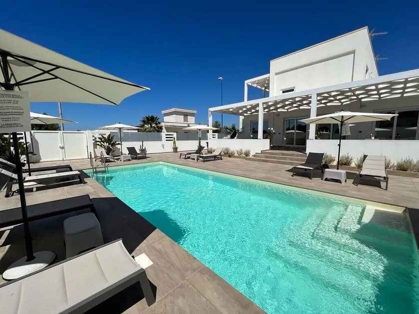Elite Luxury Residence - Image 1