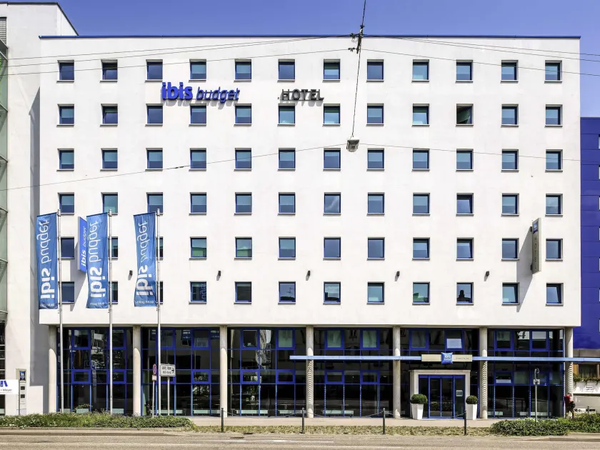 ibis budget Stuttgart City Nord - Image 1