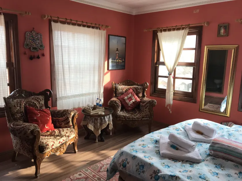 Sirince Gargamelin Evi - Image 1