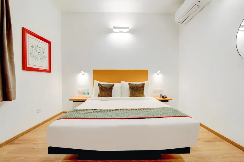 Hotel Aravali Inn & Banquet Hall - Image 1