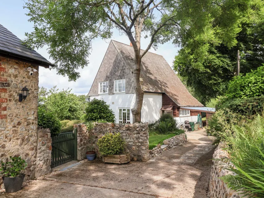 Barn Close Farm - Image 1