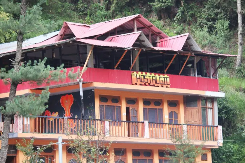 The Hostalgic Jibhi - Hostel - Image 1