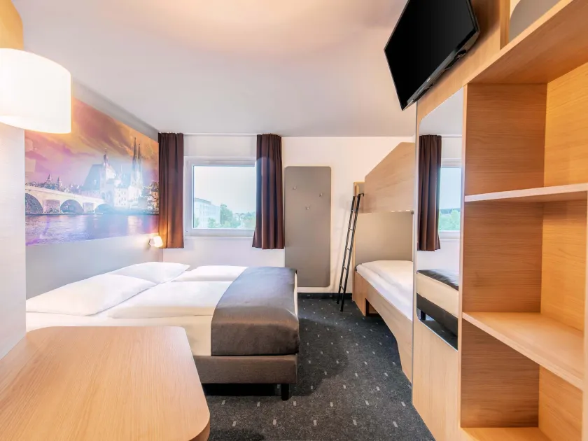 B&B Hotel Regensburg-City - Image 1
