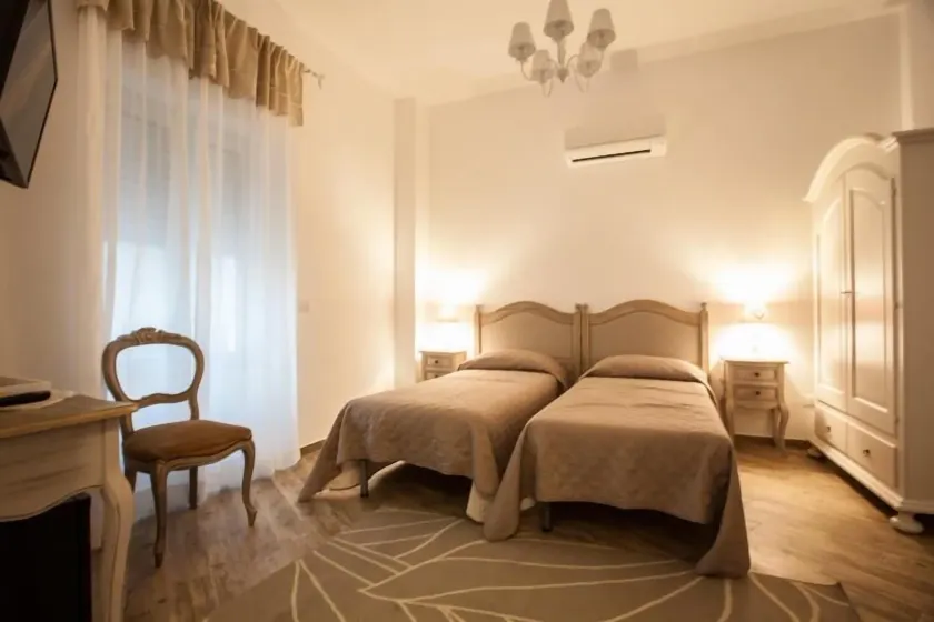 City Garden Guest House - Image 1