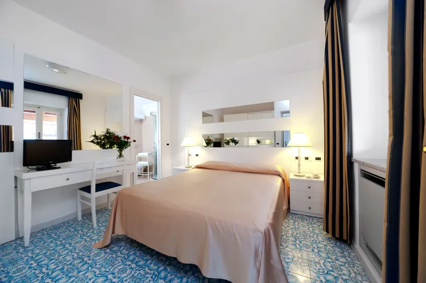 Hotel Villa Svizzera Terme - Image 1