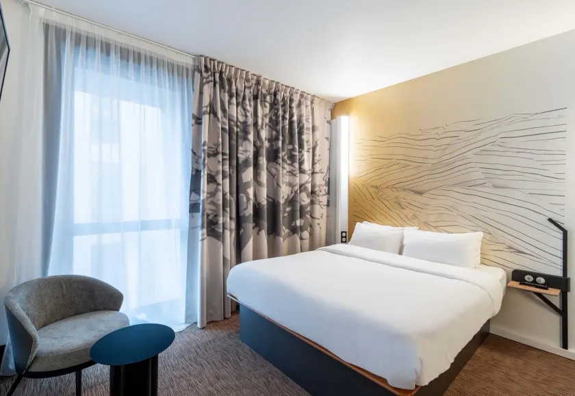 B&B HOTEL Lille Villeneuve d'Ascq Grand Stade 3 étoiles - Image 1