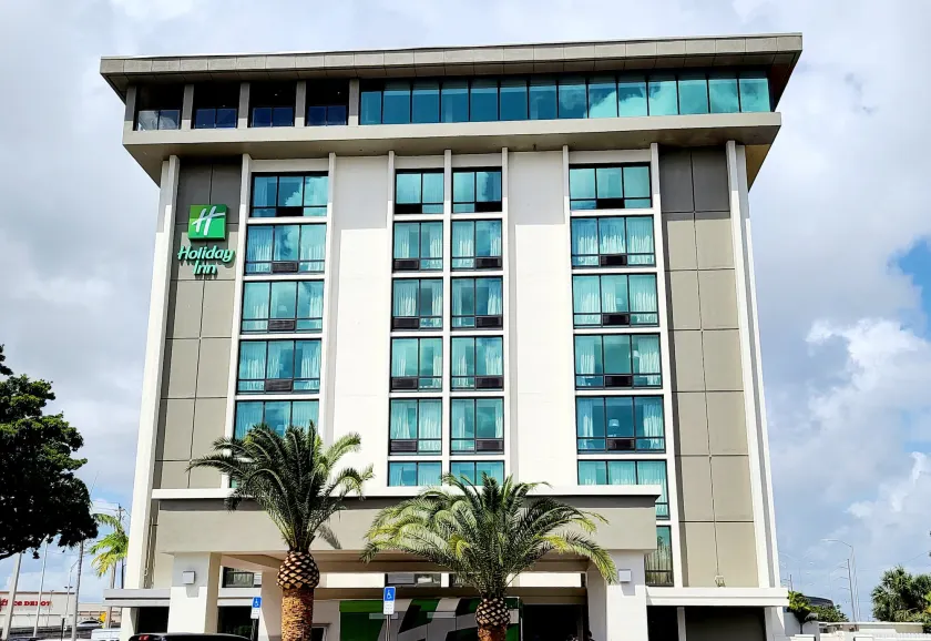 Holiday Inn Miami International Airport by IHG - Image 1