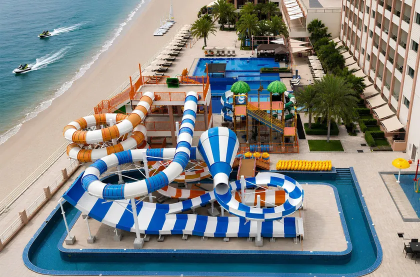 Radisson Blu Hotel & Resort, Sohar - Image 1