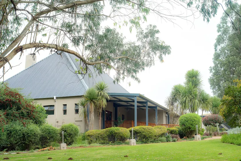 Mount Shekinah Country Hotel - Image 1
