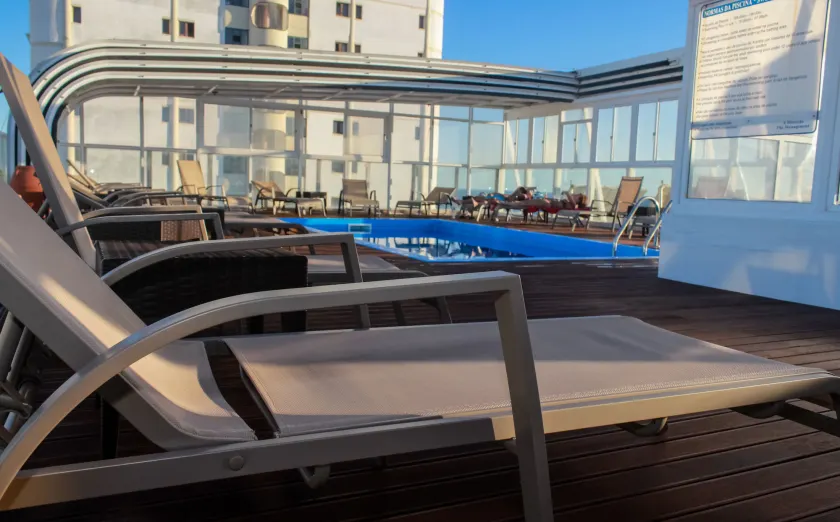 Baía Beach Hotel - Image 1