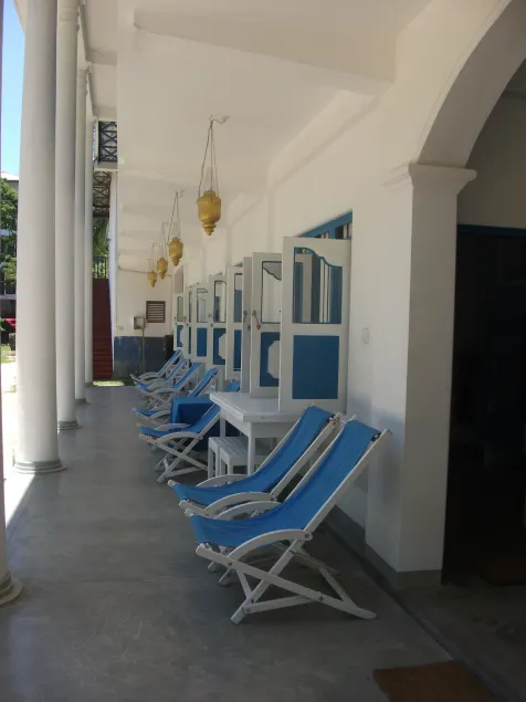 Zimmer Rest - Image 1