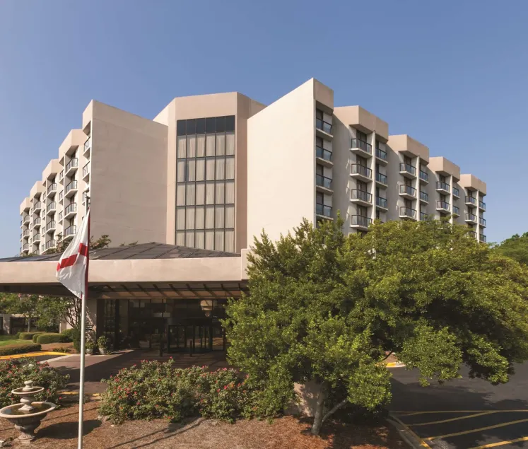 Embassy Suites Hotel Birmingham - Image 1