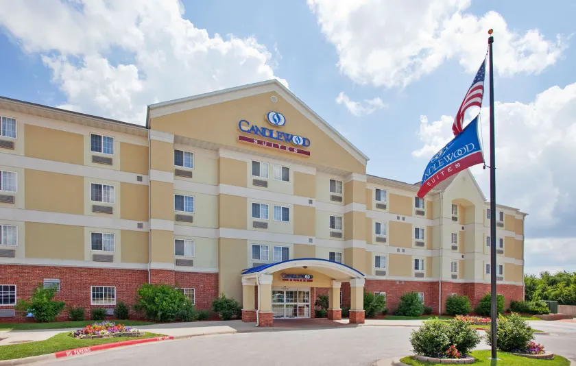 Candlewood Suites Joplin by IHG - Image 1