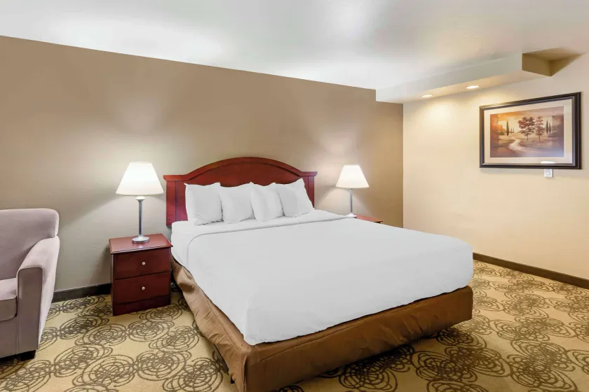 Best Western Elko Inn - Image 1
