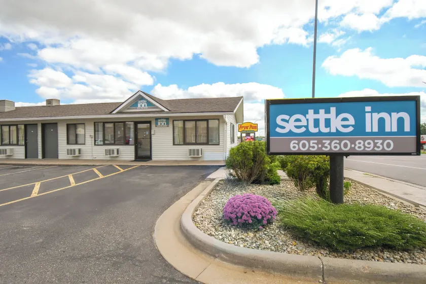 Settle Inn - Image 1