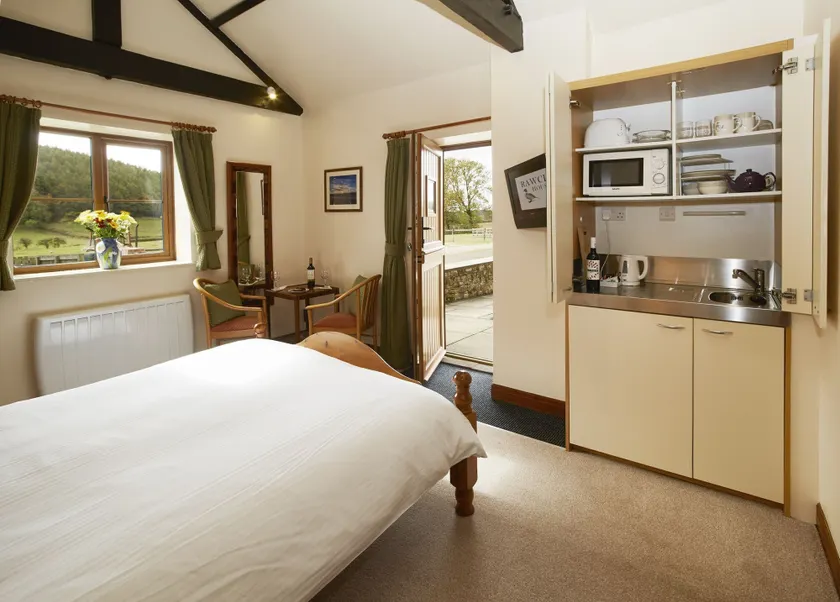 Rawcliffe House Farm Studios, Peaceful North York Moors Retreat - Image 1