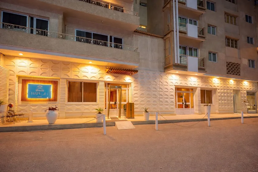 Hapi Hotel - Image 1