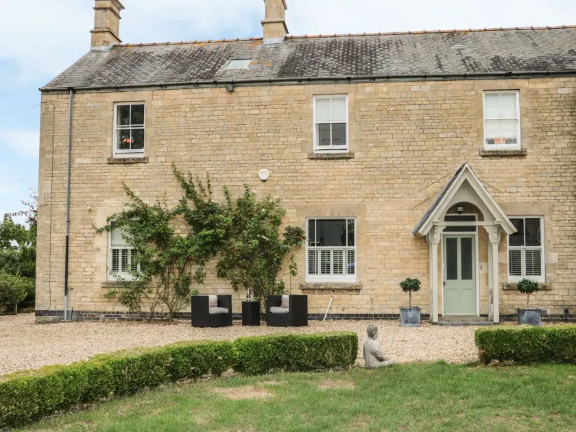 The Coach House - Image 1