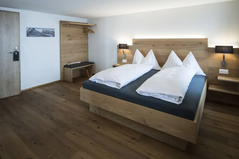 Hotel Grimsel Passhöhe - Image 1