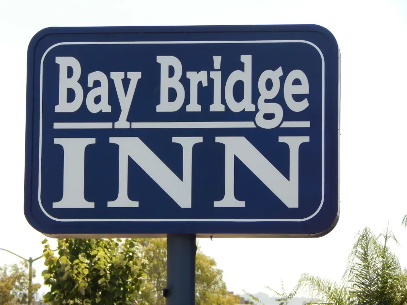 Bay Bridge Inn Oakland - Image 1