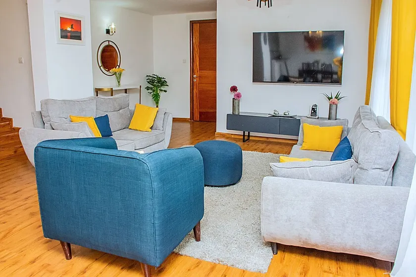 Riverside Duplex - Rom