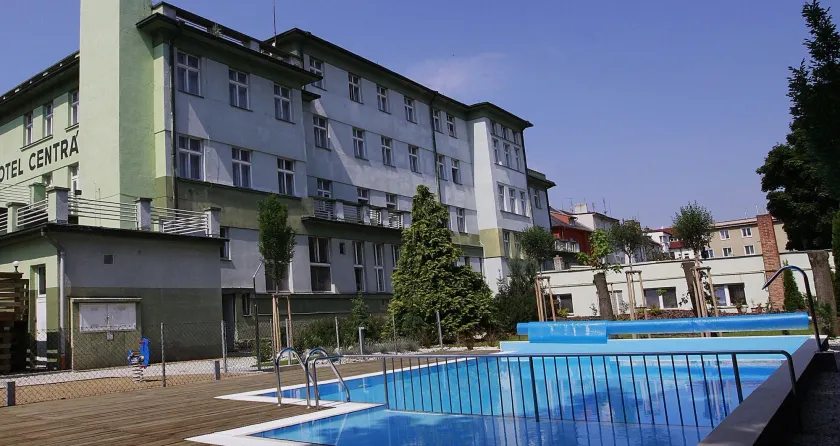 Wellness Hotel Central - Image 1