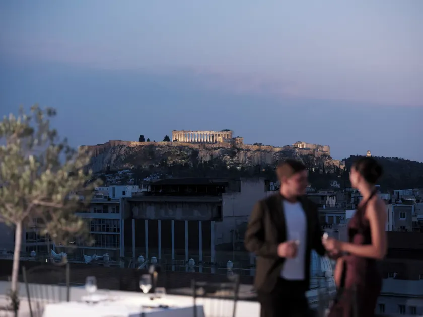 Titania Hotel - Image 1