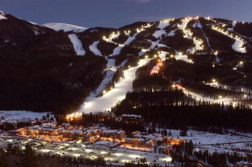 Ski In 3 Bedroom At Chateaux Dumont Keystone - Image 1
