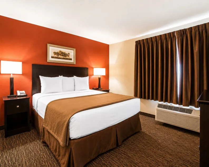 MainStay Suites Rapid City - Image 1