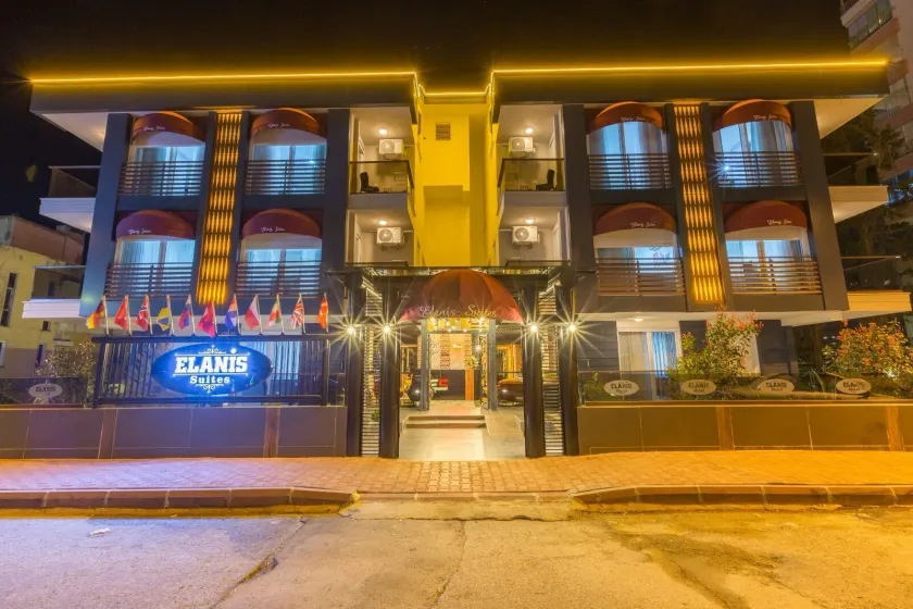 Elanis Suites - Image 1