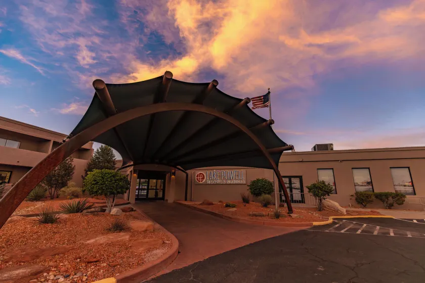 Lake Powell Resort - Image 1