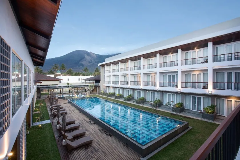 Hotel Santika Premiere Garut - Image 1