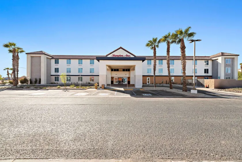 Hampton Inn by Hilton Calexico - Image 1