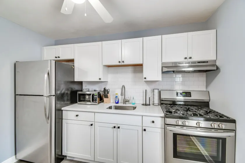 2 Mi to Dtwn Syracuse: Cozy Updated Apt! - Interiör