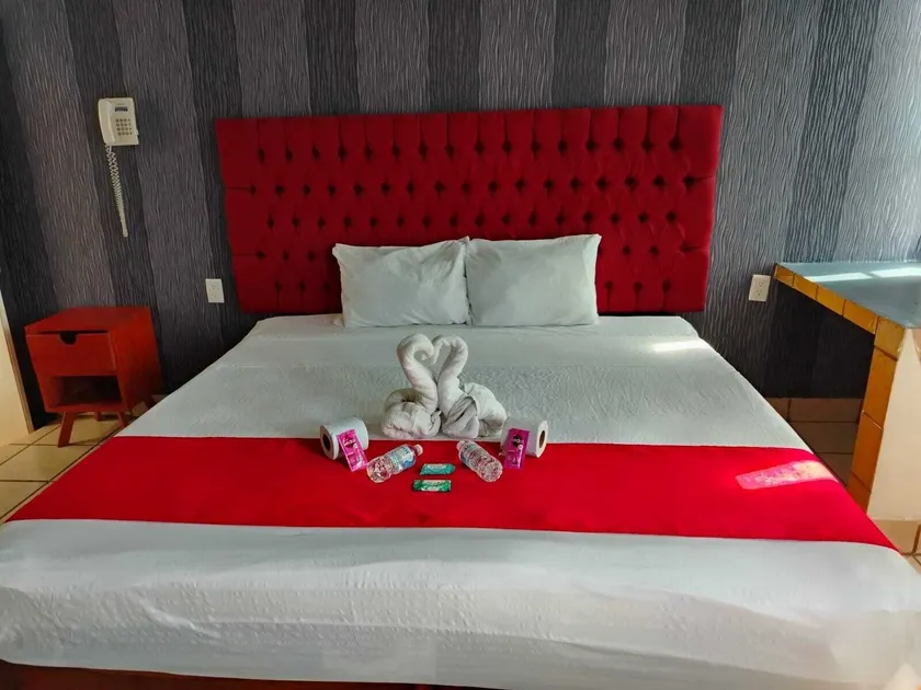 Hotel La Intimidad - Image 1