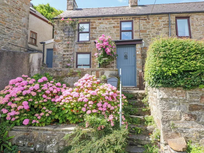 Inglenook Cottage - Image 1