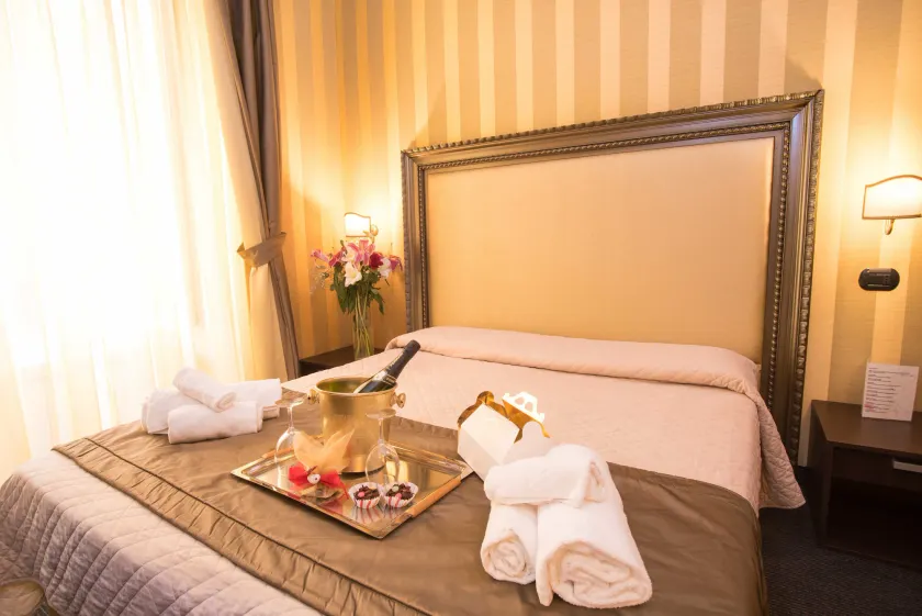 Nice Rome Holiday - Image 1